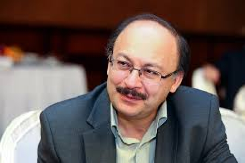 نواختن سرنا از سر گشاد آن نواختن سرنا از سر گشاد آن